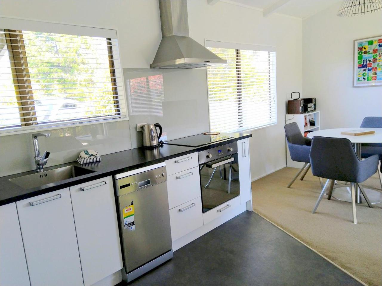 Villa Bram'S Bach à Lac Lac Taupo Extérieur photo