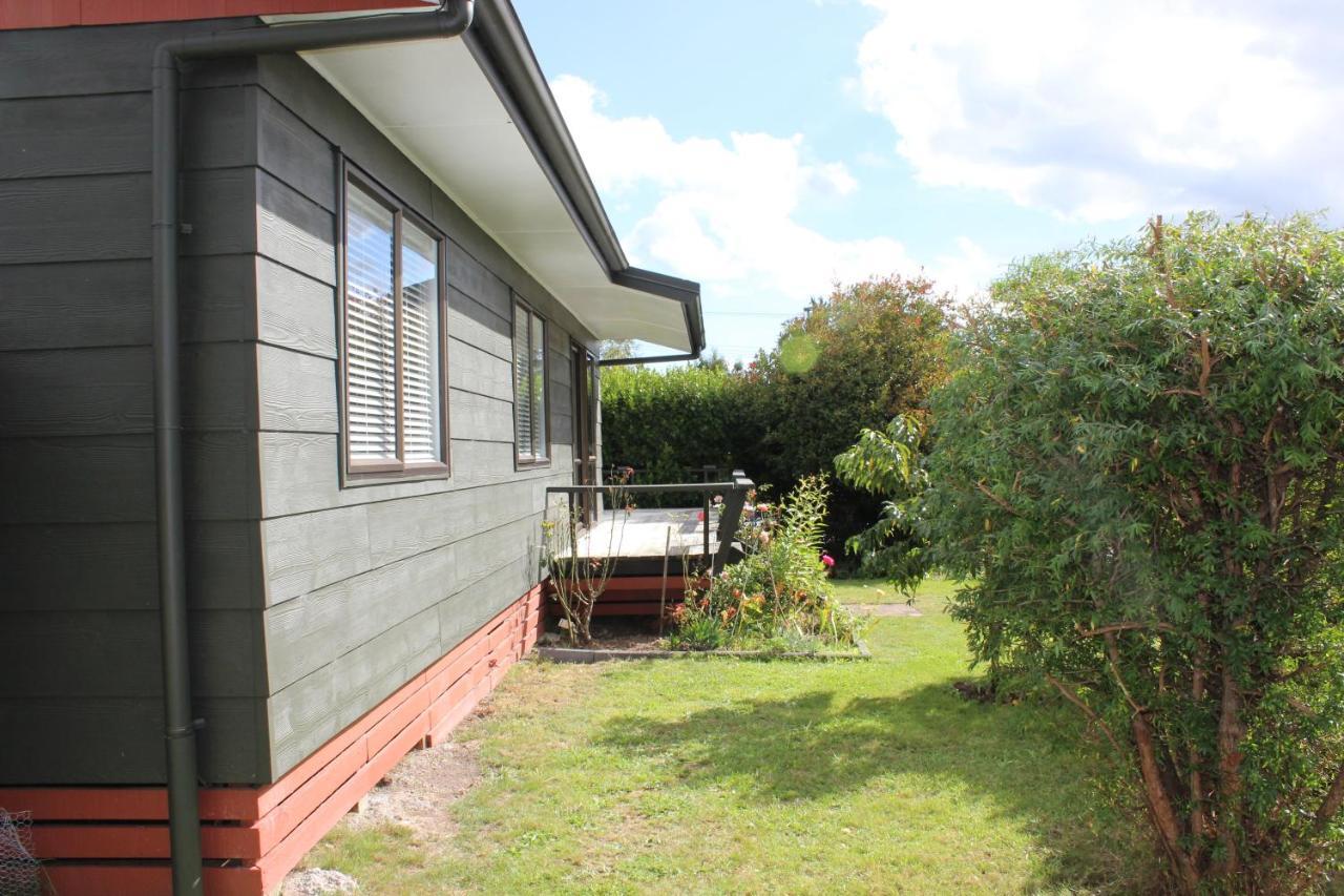Villa Bram'S Bach à Lac Lac Taupo Extérieur photo