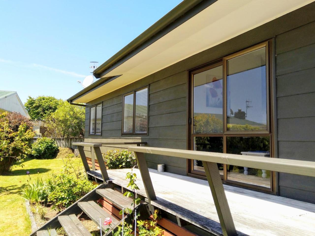 Villa Bram'S Bach à Lac Lac Taupo Extérieur photo