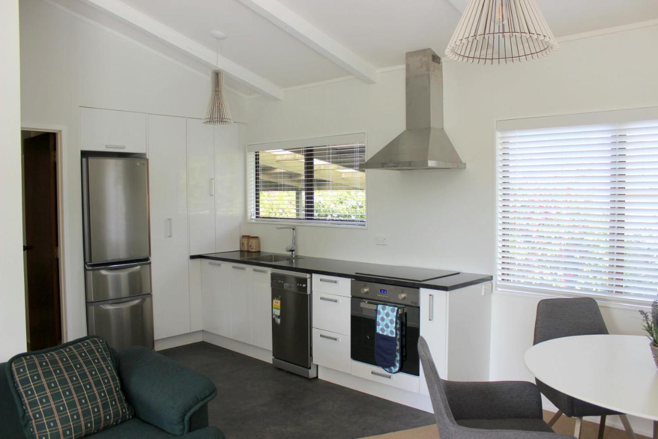 Villa Bram'S Bach à Lac Lac Taupo Extérieur photo