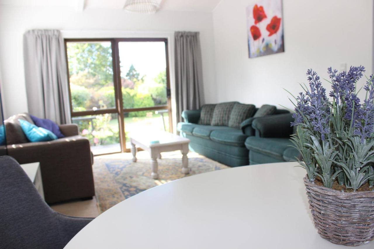 Villa Bram'S Bach à Lac Lac Taupo Extérieur photo