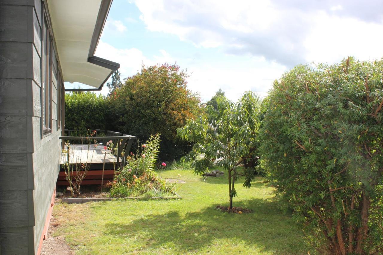 Villa Bram'S Bach à Lac Lac Taupo Extérieur photo