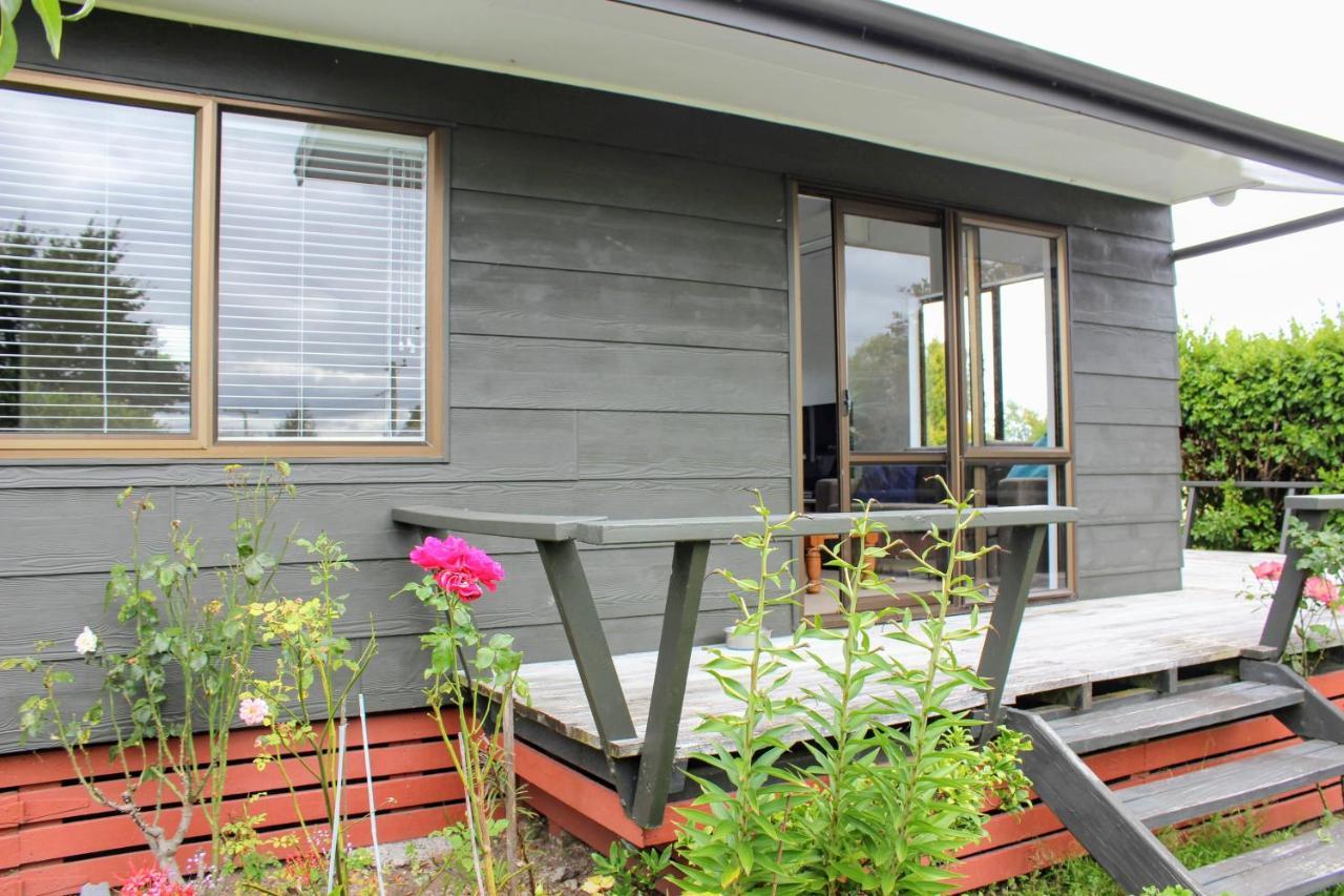 Villa Bram'S Bach à Lac Lac Taupo Extérieur photo