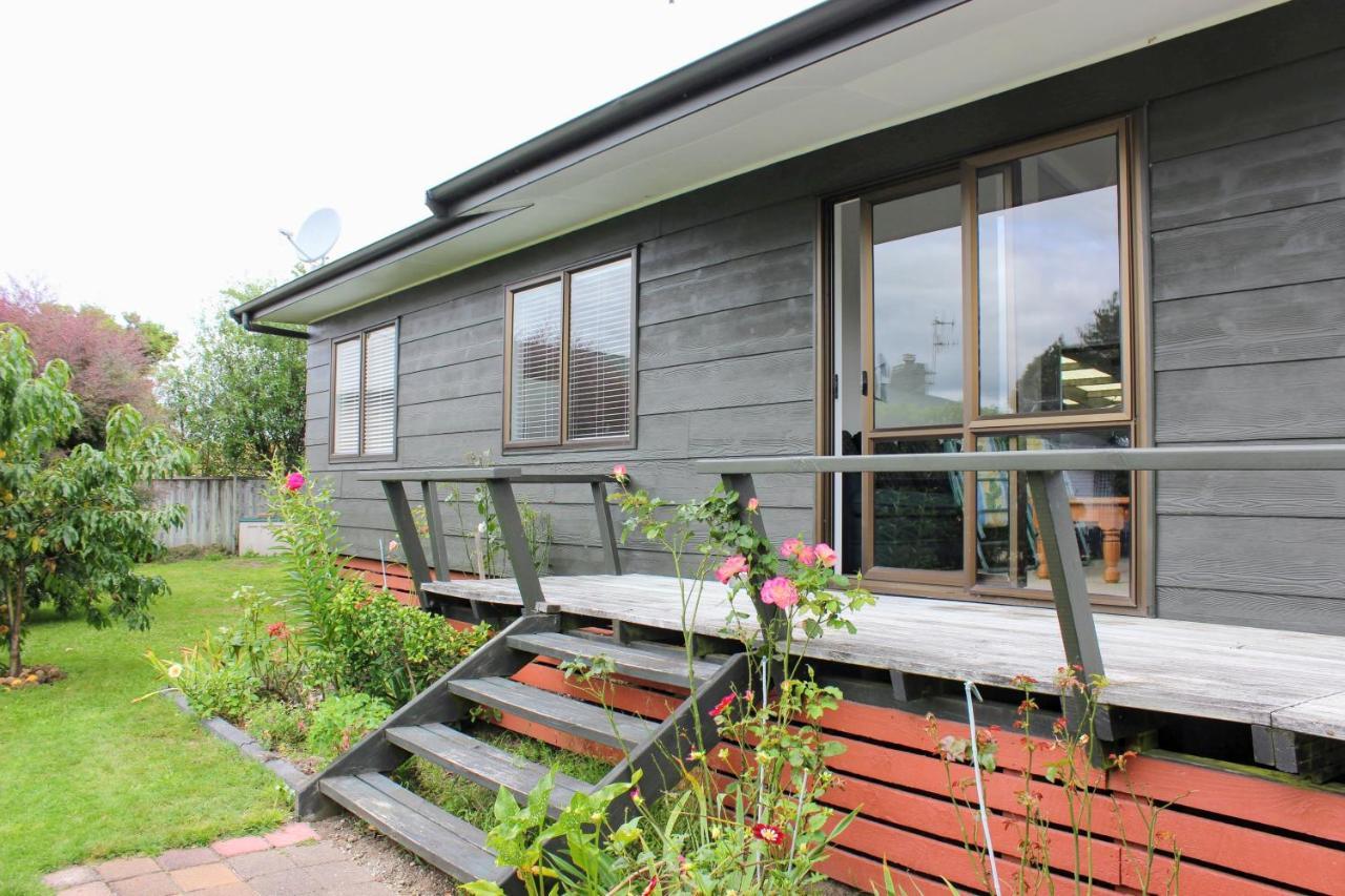 Villa Bram'S Bach à Lac Lac Taupo Extérieur photo